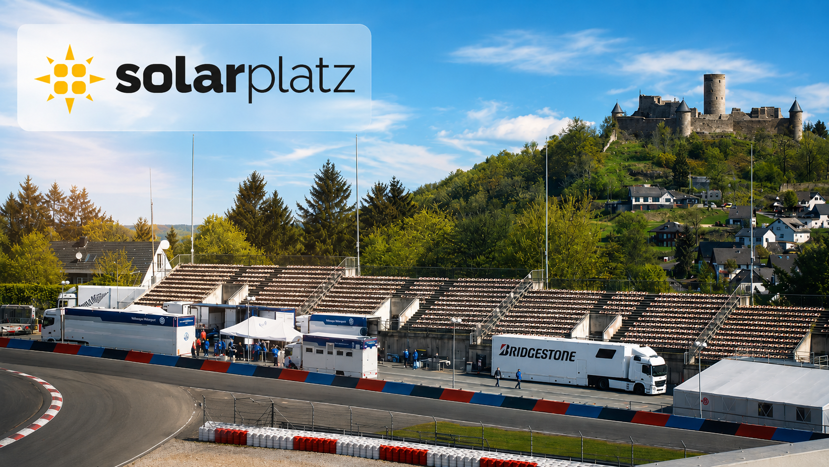 Solar-Tribüne T13 am Nürburgring mit Nürburg im Hintergrund